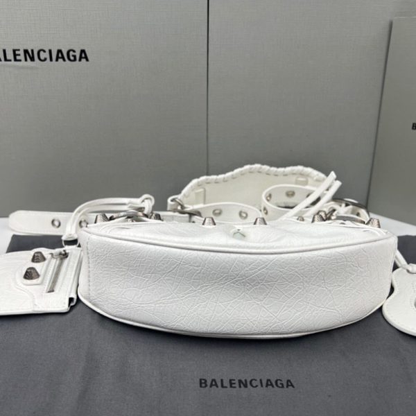 Ba*len*cia*ga womens le cagole xs shoulder bag