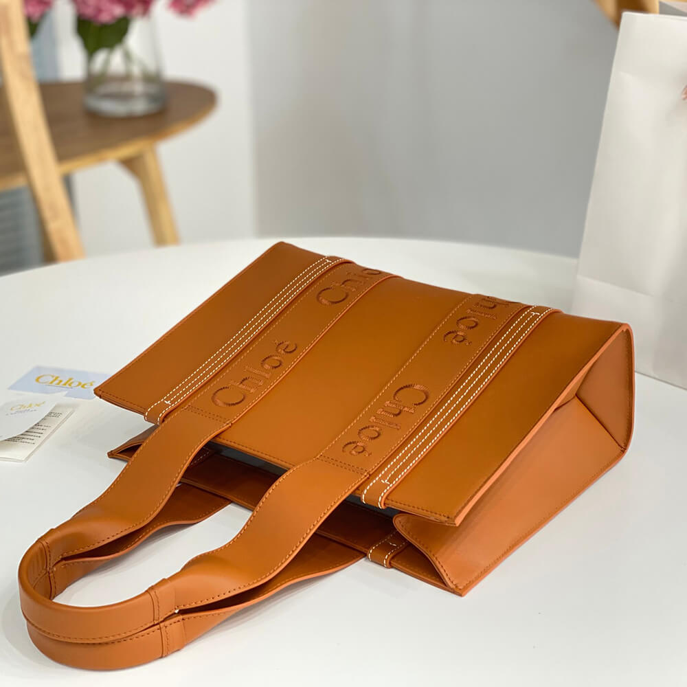 Chloe Woody Medium Leather Tote Bag