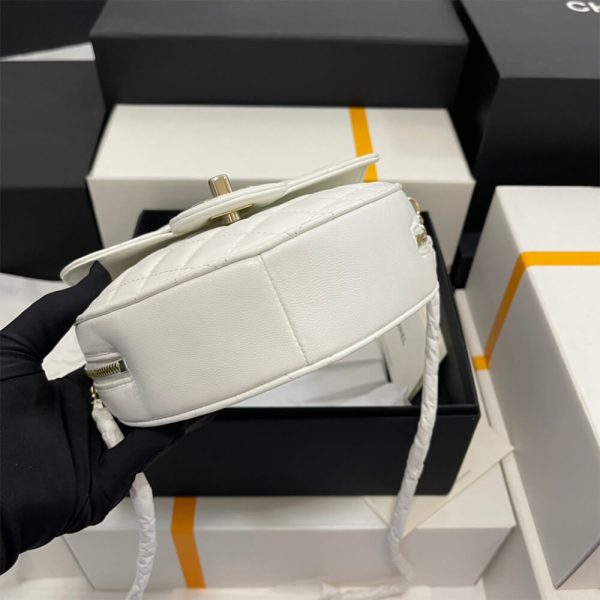 Ch*el 22s heart bag